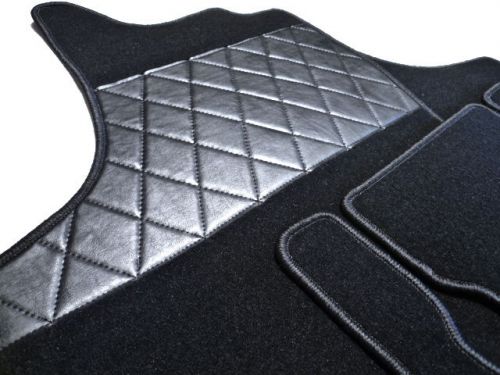 Maserati merak premium black velours floor mats