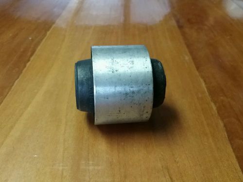 Mercruiser flywheel housing housing rubber mount rear left nos 32832