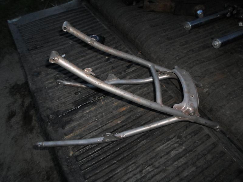 1987 honda cr500 subframe sub frame