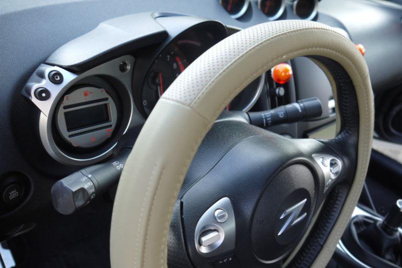 Buy NISSAN STEERING WHEEL LEATHER in Oxnard, California, US, for US 90.00