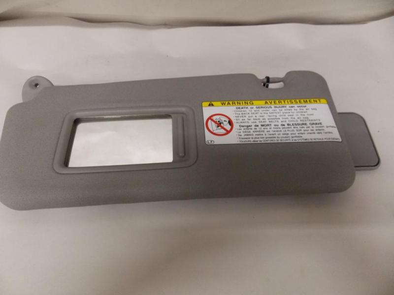 05-05 toyota rav4 rav-4 rav-4 left driver sun visor 2005 #4194
