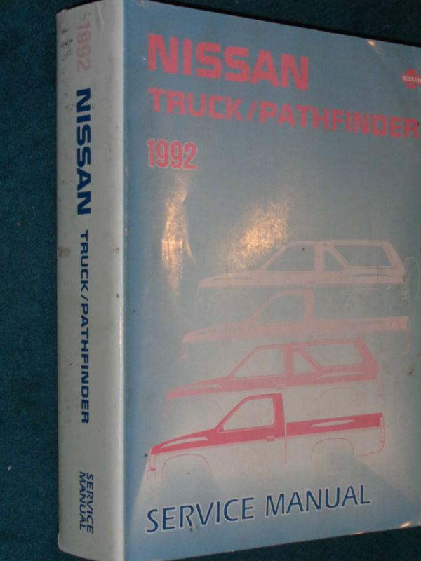 1992 nissan truck / pathfinder shop manual  / original service book