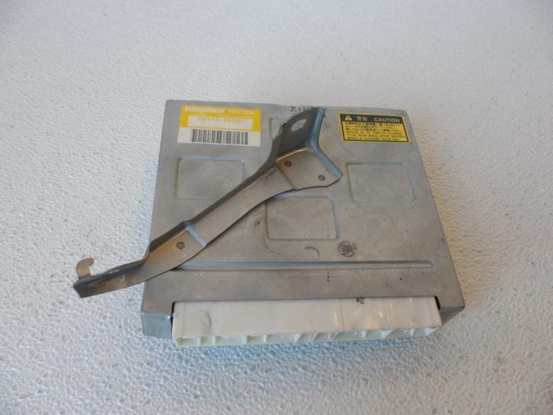 00 LEXUS GS300 CHASSIS ECM ABS LH KICK PANEL 12018, US $69.00, image 2