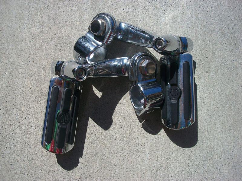 Buy HARLEY DAVIDSON 360 ADJUSTABLE HIGHWAY PEGS WITH CHROME AND RUBBER