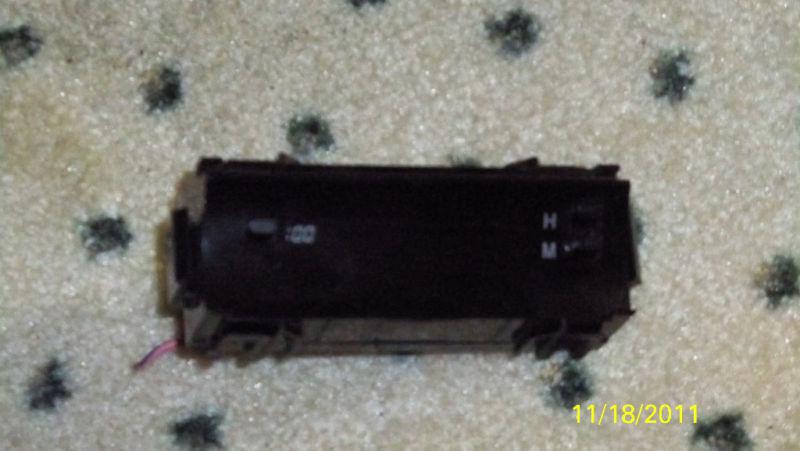 97,98,99,00,01 toyota camry digital dash clock