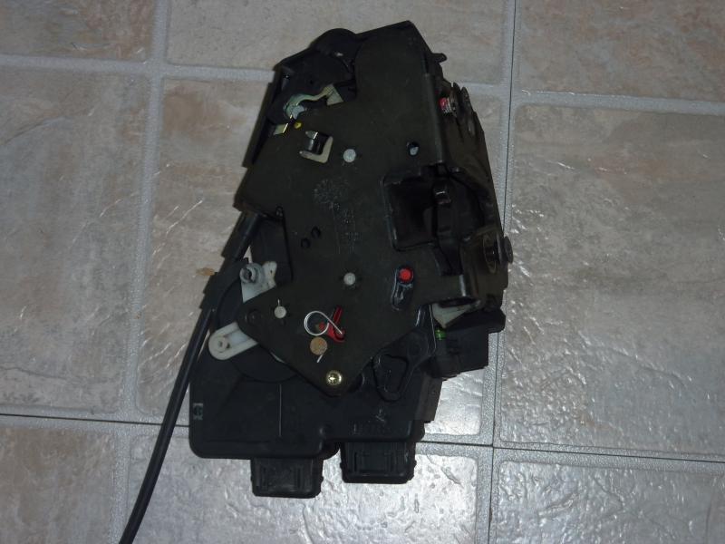 Buy Volvo S70 V70 passenger right rear door lock actuator in King of Prussia, Pennsylvania, US