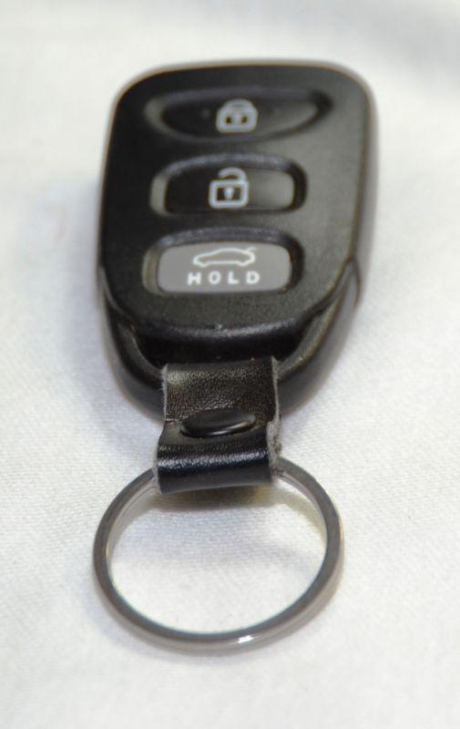 Hyundai remote  osloka-950t 95430-3q000 free shipping 9223-b