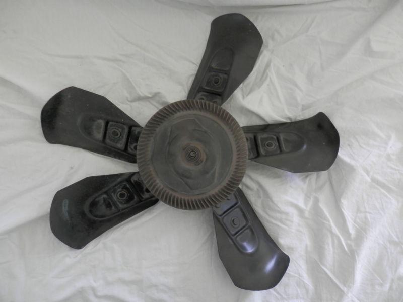 Find mopar clutch fan in Roseville, Michigan, US, for US 20.00