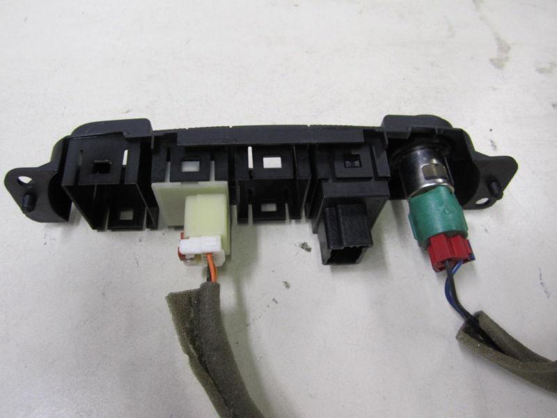 Chrysler pt cruiser 01 2001 dash bezel power outlet insert black oe w/o cover