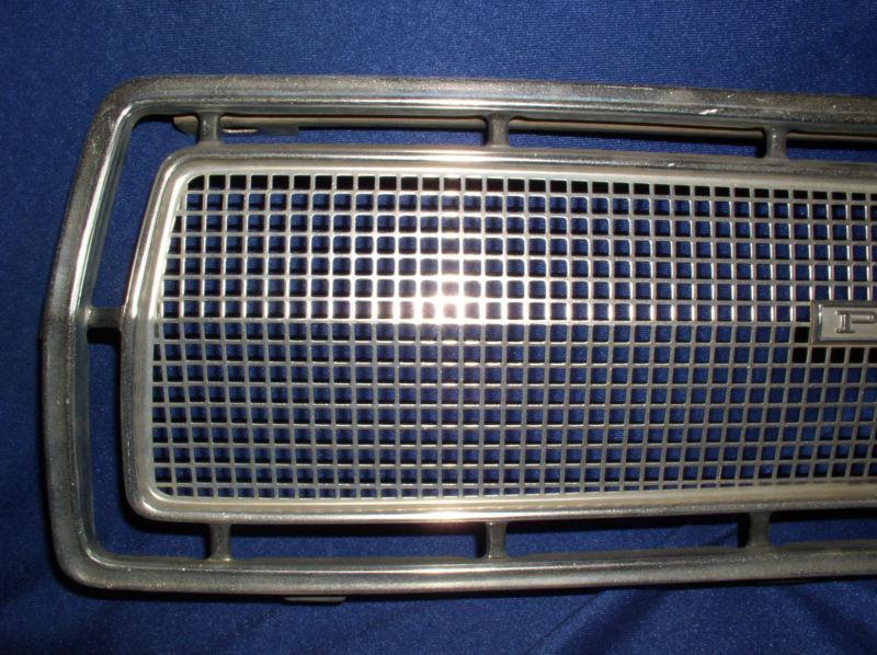 1968 Plymouth Valiant R & L Grille & Headlight Bezels, US $80.00, image 3