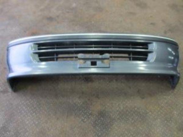 Toyota hiace 1993 front bumper assembly [8410100]