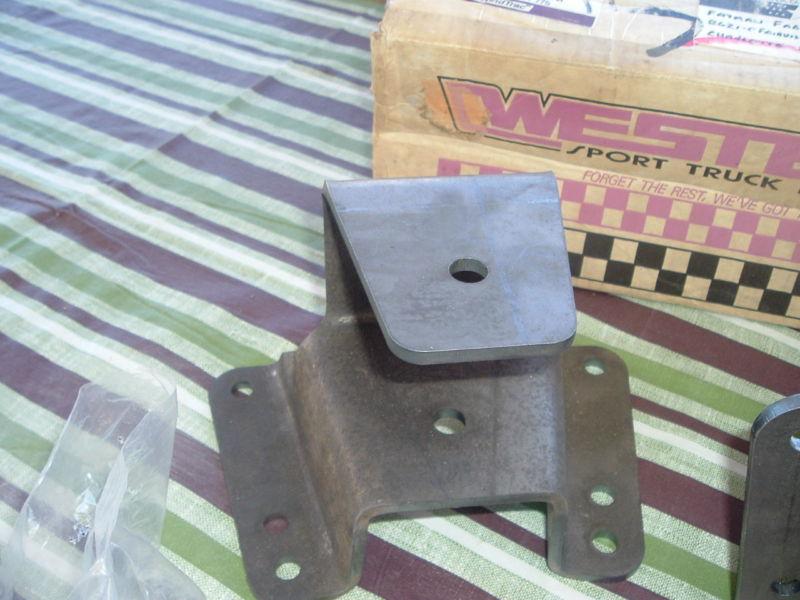 1968 TO 1988 CHEVY PICKUP4''DROP SHACKEL LOWERING KIT REAR, LEAF SPRING RAT ROD , US $64.99, image 3