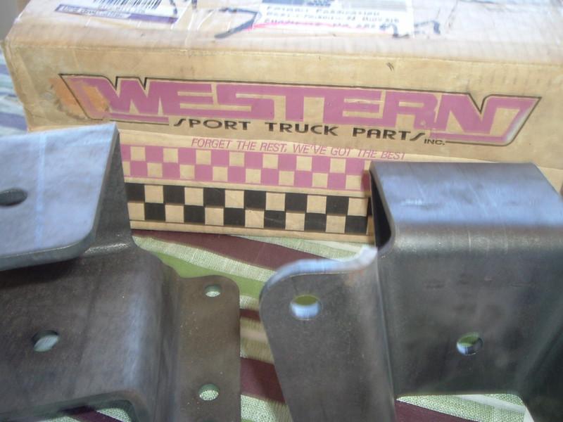 1968 TO 1988 CHEVY PICKUP4''DROP SHACKEL LOWERING KIT REAR, LEAF SPRING RAT ROD , US $64.99, image 5