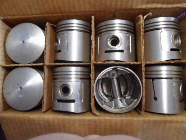 Ford flathead v8 rare sterling piston set 1937-42 .030 over w\pins and clips nr