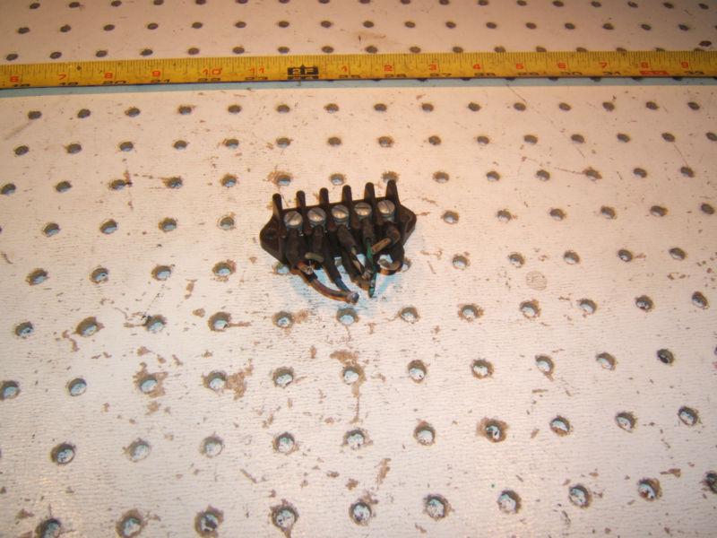 Mercedes ponton w180,120,121 180/190/ 220s/se under dash plastic wire connector