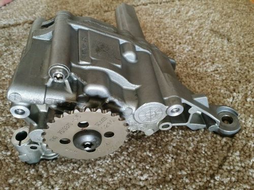 Bmw 135i 335i 535i engine oil pump part# 11417560250, 11417545939, oem