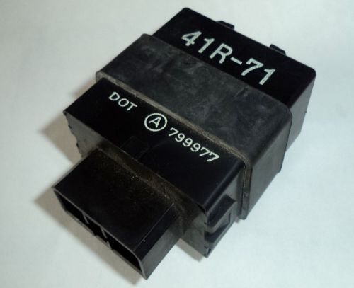 41r-83350-71-00 yamaha flasher relay assembly yamaha - excellent