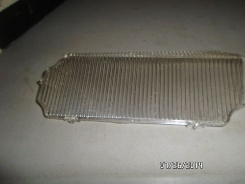 Nos gm 1973 oldsmobile 88 royalle lh inner cornering lamp lens 5965645