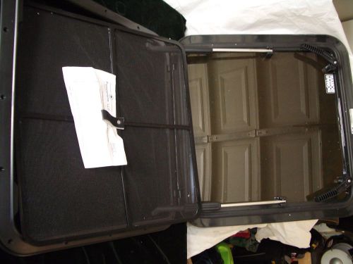 Bomar hatch w/screen, nos