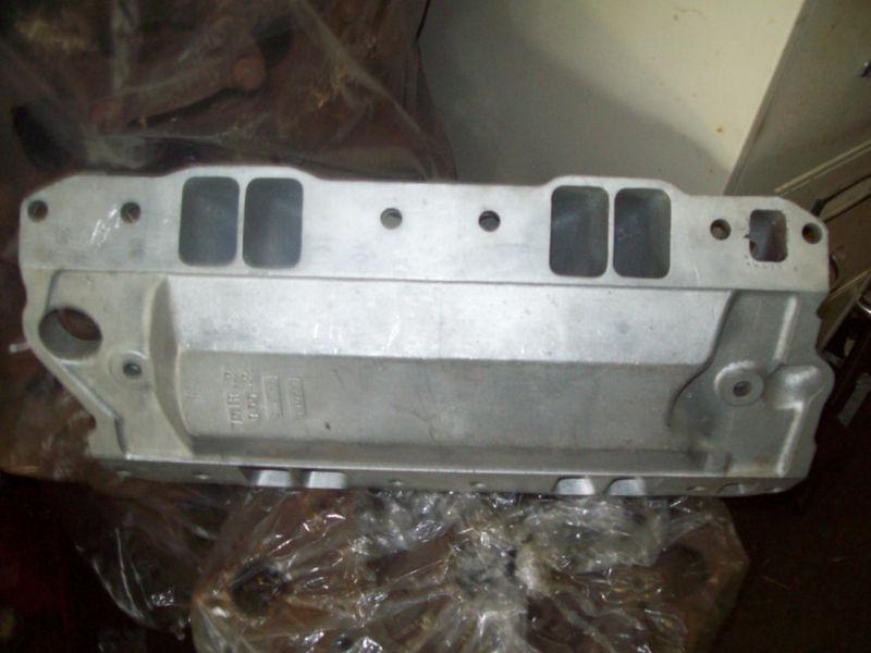S.B. CHEVY INTAKE MANIFOLD ALUMINUM BOW. TIE.18 DEG., US $199.99, image 2