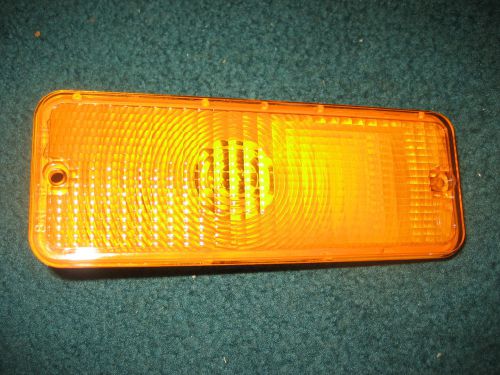 New front amber turn signal parking light d6tz13200a  ford truck f model 76/77