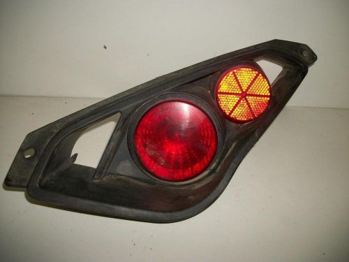 14 can am maverick 1000 right rear tail brake light w / housing s28