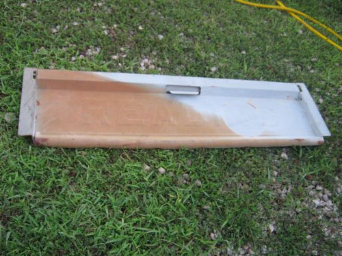 Vintage used reading tailgate