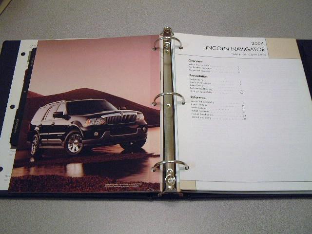 2004 LINCOLN PRODUCT PORTFOLIO DEALER SALES AID GOOD CONDITION COLLECTIBLE, US $29.00, image 4