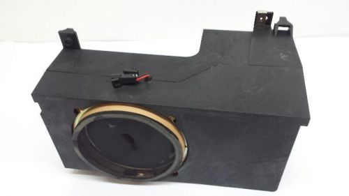 Sub woofer box with speaker 2001 suburban 1500 p/n: 15766433 r262547