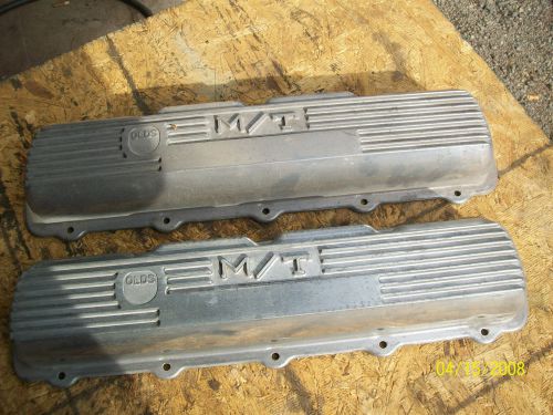 Oldsmobile mt valve covers