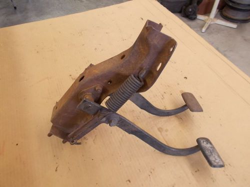 1955 1956 chevrolet clutch and brake pedal support assembly