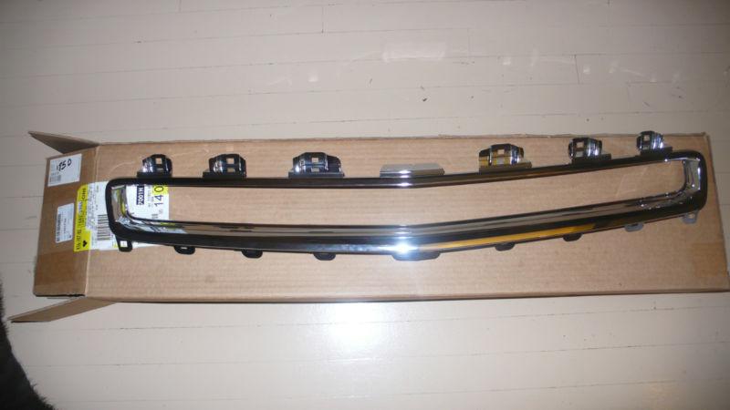 2008-2012 chevrolet malibu chrome upper grille surround trim new oem 15823701