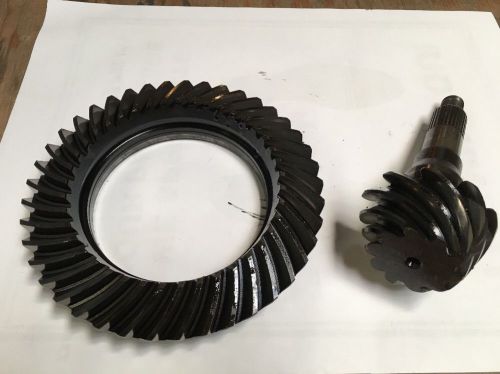 Ford 9.75&#034; rear axle 4.10 ratio ring and pinion