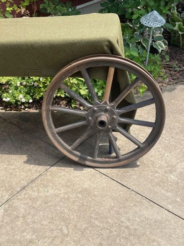 Vintage ford model a - t wood spoke  25’ wheel / rim