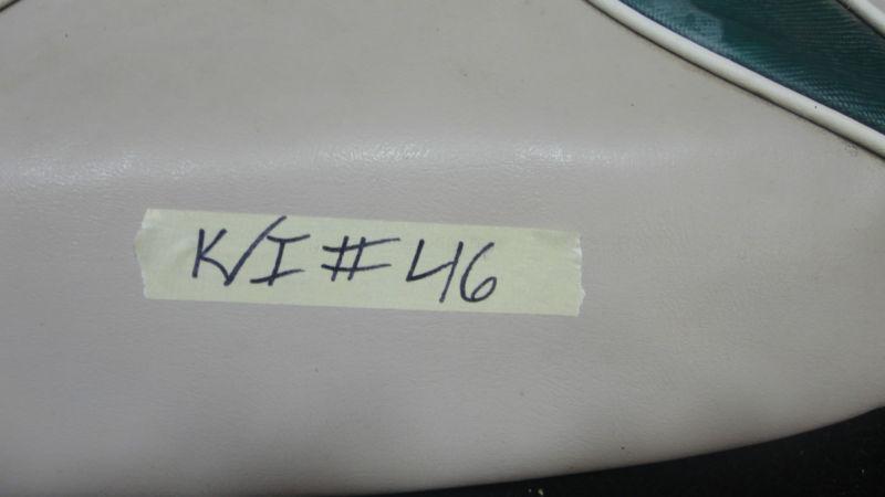 TEXTURED GREEN & BEIGE BOTTOM CUSHION/COVER OF A GIII BASS BOAT SEAT K/I #46, US $48.97, image 4