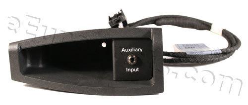 New genuine bmw auxiliary audio input kit 82110142174