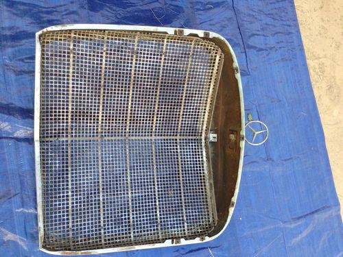 Mercedes Tall Grill 300 280 250 220 Se 111 112, US $20.50, image 4