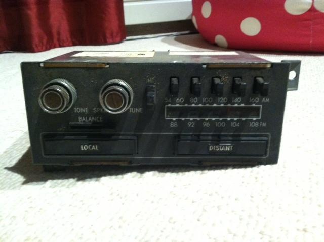 Vintage motorola car auto am fm radio mark 7 chrysler part # 3501240