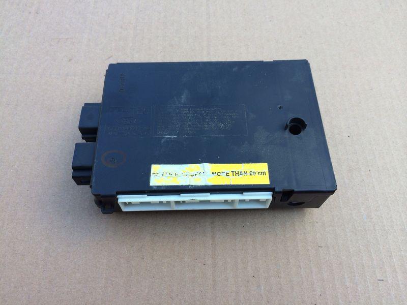 2000-2004 ford mustang gt gem module multi function module 00 01 02 03 04 g.e.m