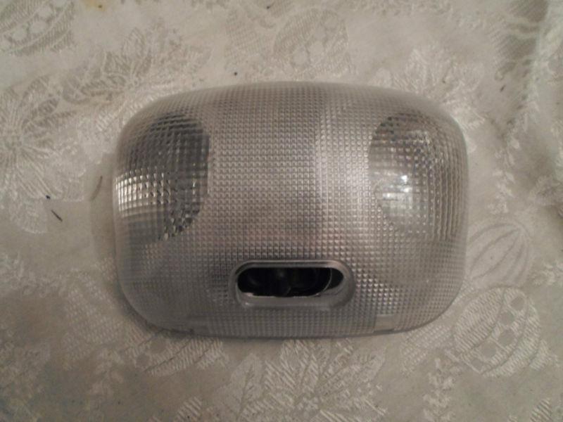 Find 9804 Ford Ranger Truck 2 bulb interior dome light in Auburn