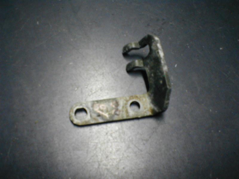 1996-2000 honda civic ex d16y8 fuel cable bracket 