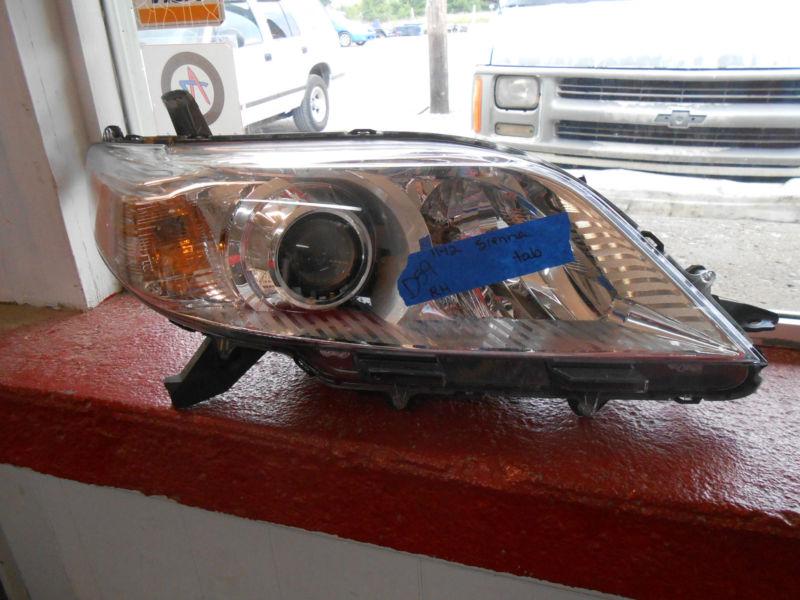 Toyota sienna right halogen headlight lamp 2011 2012 passenger