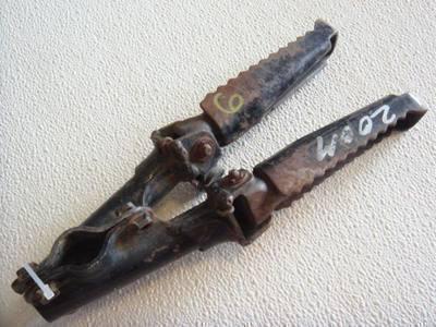 Honda atc200 atc 200 200e 200es 200s footpegs pegs set