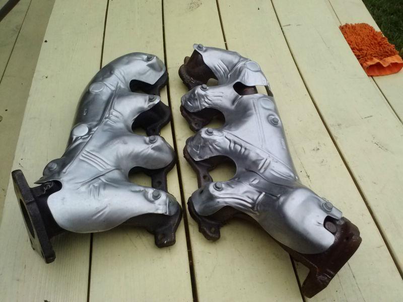 Gm/trailblazer/envoy/silverado/sierra exhaust manifold (new)