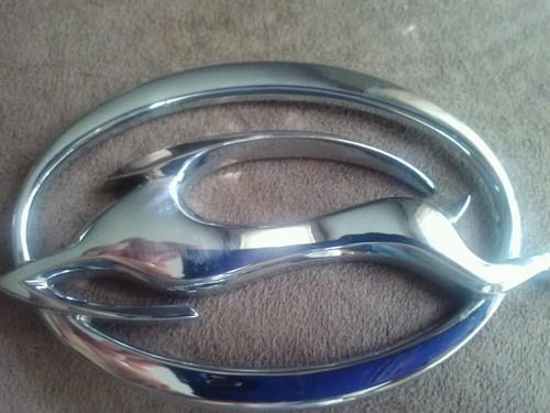 Used oem gm   impala emblem 