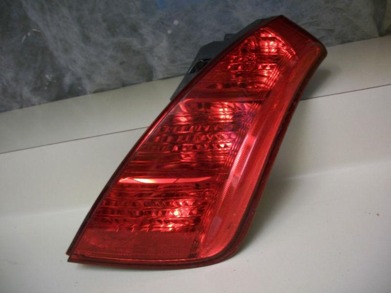 Nissan murano 03 04 05 tail light rh oem factory chipped free shipping