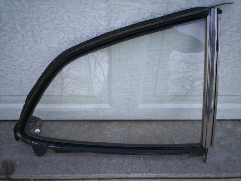 1973 1974 1975 1976 plymouth duster dart sport oem right rear quarter window 