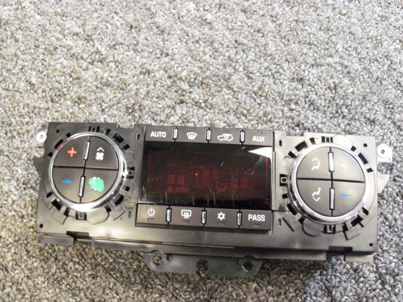 Find 20072010 OEM GMC ACADIA AC HEATER DASH CONTROL UNIT 25894709 in Bixby, Oklahoma, US, for