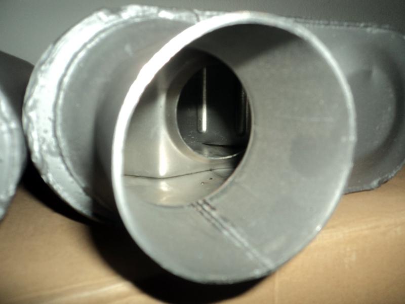 NEW PERFORMANCE 2 CHAMBER MUFFLERS 40 SERIES PAIR 2.5