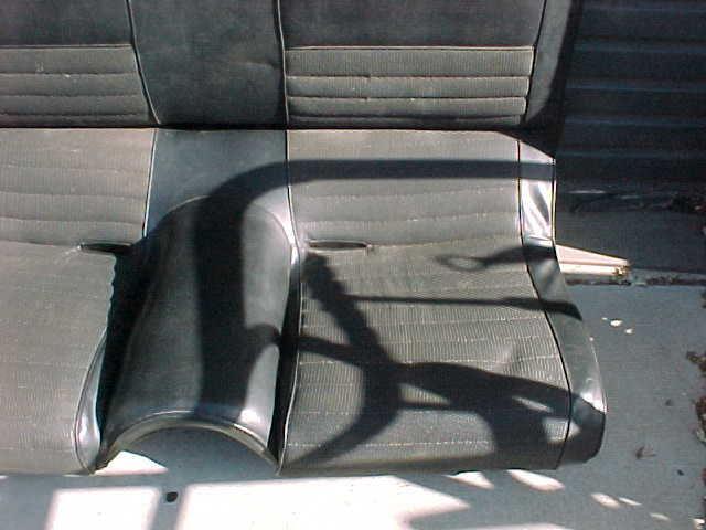 VINTAGE 60'S/70'S FORD MUSTANG FAST BACK REAR SEAT LOOK NICE, US $450.00, image 3